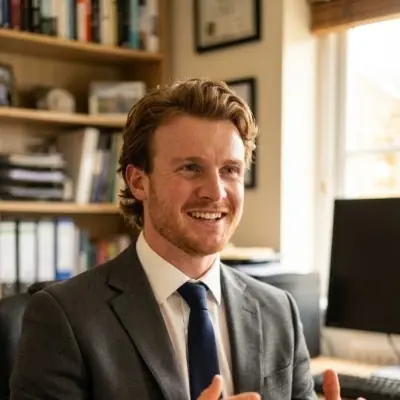 Portrait de William Allard, partenaire Produit & Data — Finance d'Agent IA Lyon